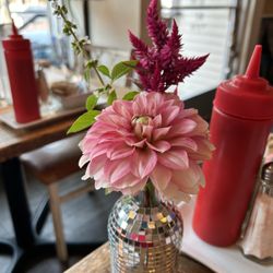 Taste Local - Real flowers on the table