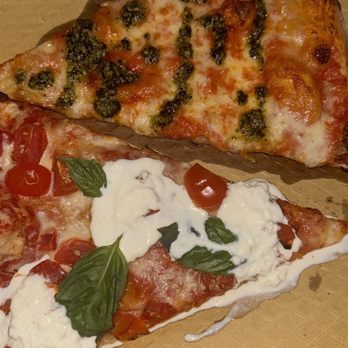 Golden Lizzard Pizza - Margherita Stracciatella Slice 10/10 and Vodka Pesto Slice - Pizza Near Me - Miami, Florida Golden Lizzard Pizza - Margherita Stracciatella Slice 10/10 and Vodka Pesto Slice - Pizza Near Me - Miami, Florida