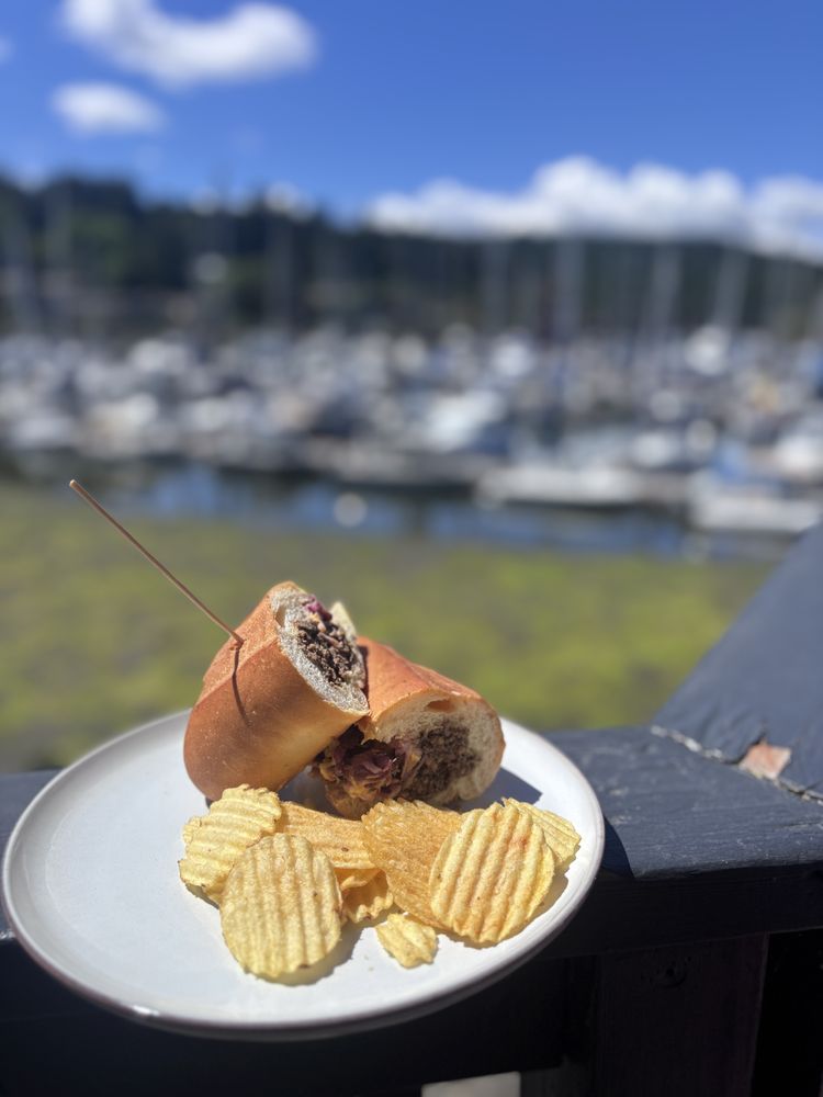Azure Pier Cafe Logo