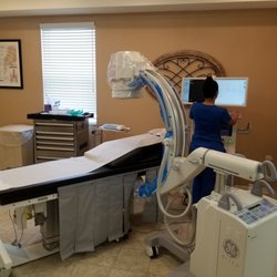 Advanced Wellness and Rehabilitation Center - Advanced Wellness and Rehabilitation Center Wesley Chapel procedure room.