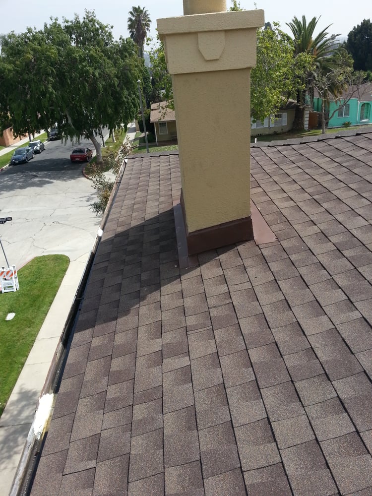 Slide of B&I Roofing