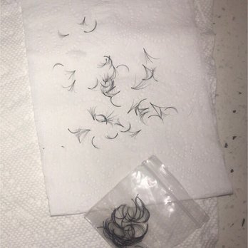 Mav Lash - Fall out from first set in a 4 Day period. Nearly 60% of lashes fell off. Paid $210 for this set. - Eyelash Service Near Me - Los Angeles, California