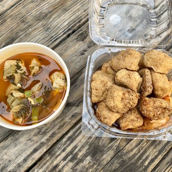 Tofu King - Szechuan stinky tofu vs fried bite sized stinky tofu (winner) - Taiwanese Near Me - Rowland Heights, California Tofu King - Szechuan stinky tofu vs fried bite sized stinky tofu (winner) - Taiwanese Near Me - Rowland Heights, California