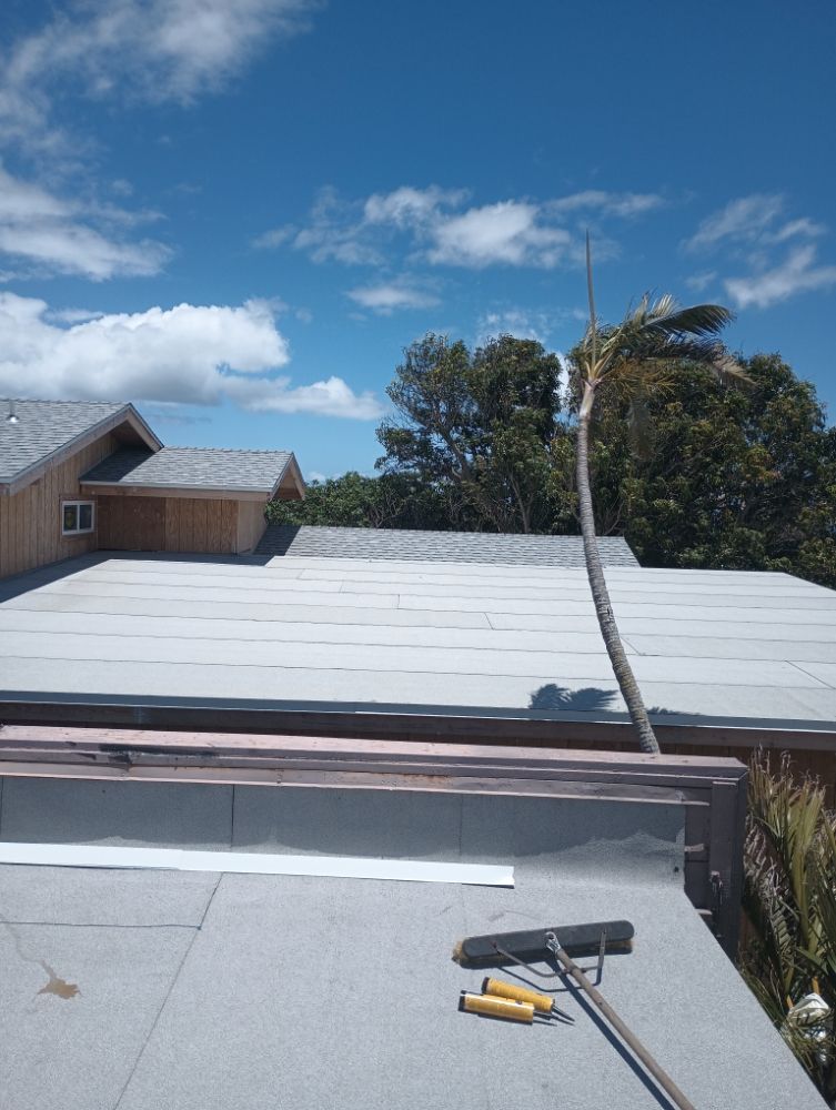 Slide of Pacific Isle Roofing