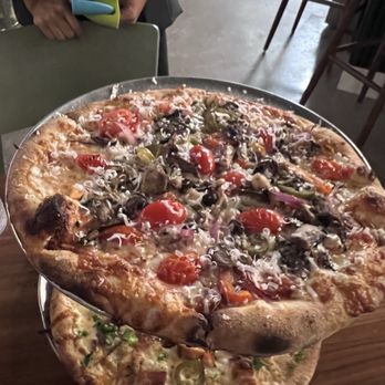 Pigzza - The veggie pizza (no artichokes) - Pizza Near Me - Orlando, Florida