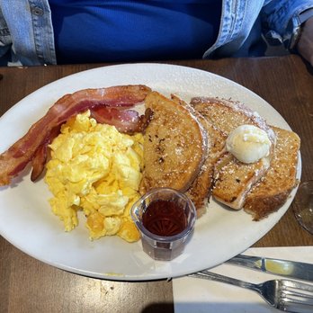 Eagle Cafe - French Toast - New American Near Me - San Francisco, California