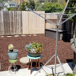 Tree of Life Lawn and Gardening Service