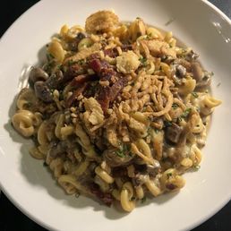 Holi Macaroni Holi Macaroni