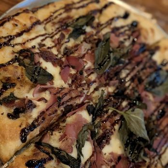 Massoni’s Italian Restaurant - Prosciutto pizza - Italian Near Me - Nottingham, Maryland