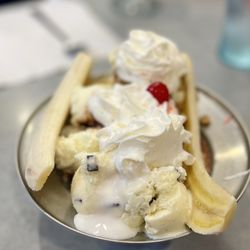 Friendly's - Banana boat