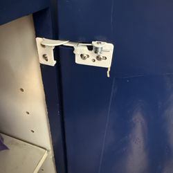 T.G. The Handyman - New pantry door hinges
