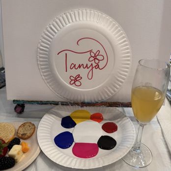 Pinot's Palette - Paint with my name on it ! - Paint & Sip Near Me - San Bruno, California Pinot's Palette - Paint with my name on it ! - Paint & Sip Near Me - San Bruno, California