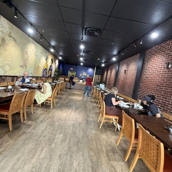Sushi Plus Thai - Interior - Sushi Bars Near Me - Palatine, Illinois