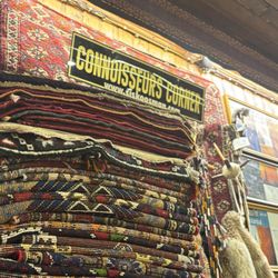 Şişko Osman Carpet & Kilim