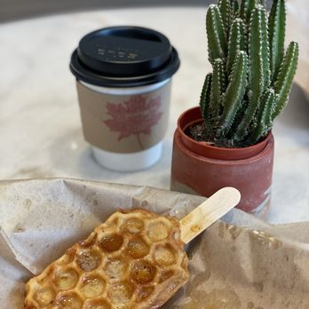 The Maple Reserve - Amazing waffle 'the purist' ... and maple coffee! - Coffee & Tea Near Me - Manchester, Vermont The Maple Reserve - Amazing waffle 'the purist' ... and maple coffee! - Coffee & Tea Near Me - Manchester, Vermont
