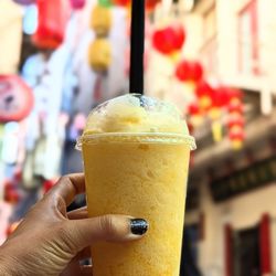 By Me Boba Tea - Mango smoothie with kiwi popping Boba