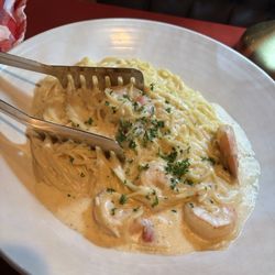Taverna Italian Kitchen + Bar - Capelli d'Angelo con Gamberi ... $37.95
