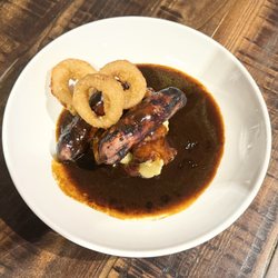 Village Inn - SAUSAGE 8 MASH