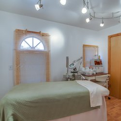 New Buffalo Spa - Customized facials using multiple modalities