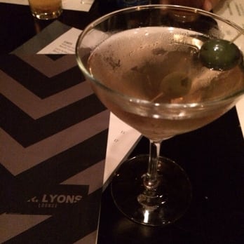 Mr. Lyons - Martinis A+ - Steakhouses Near Me - Palm Springs, California