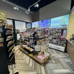 Stationery and cosmetics corner by the front door Stationery and cosmetics corner by the front door