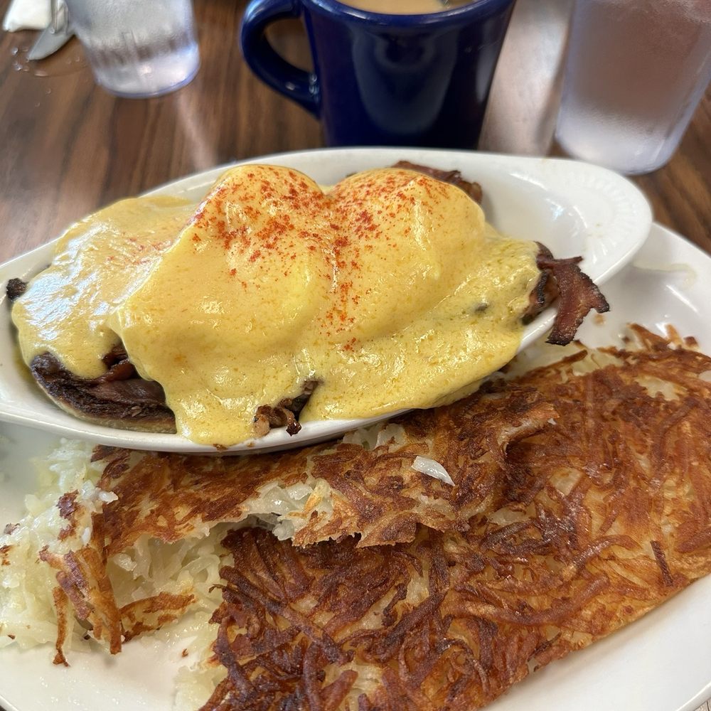 Voula's Offshore Cafe - Breakfast & Brunch Near Me - Seattle, Washington Voula's Offshore Cafe - Breakfast & Brunch Near Me - Seattle, Washington