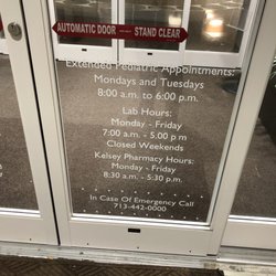 Kelsey-Seybold Clinic - Cypress - Lab opens at 7 but doors still locked at 7:03