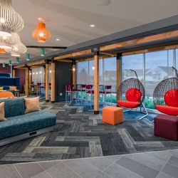 Tru by Hilton Grove City Columbus - Lobby