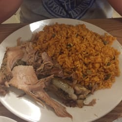 Rincón Criollo - Pernil con arroz guisado