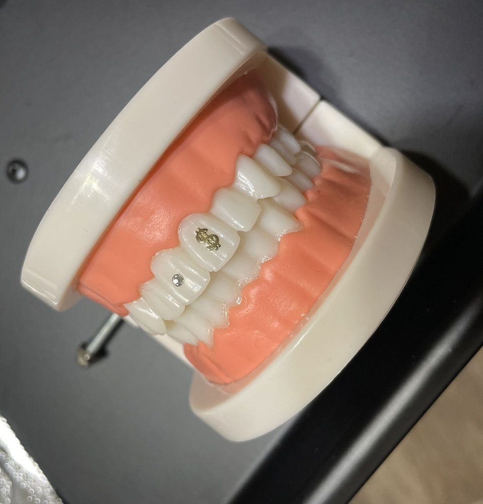 TOOTH GEMS BY LUNA + TEETH WHITENING Updated October 2024 75 Photos