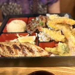 Dinner Bento Box - Saba, Mixed Tempura, Beef Short Ribs