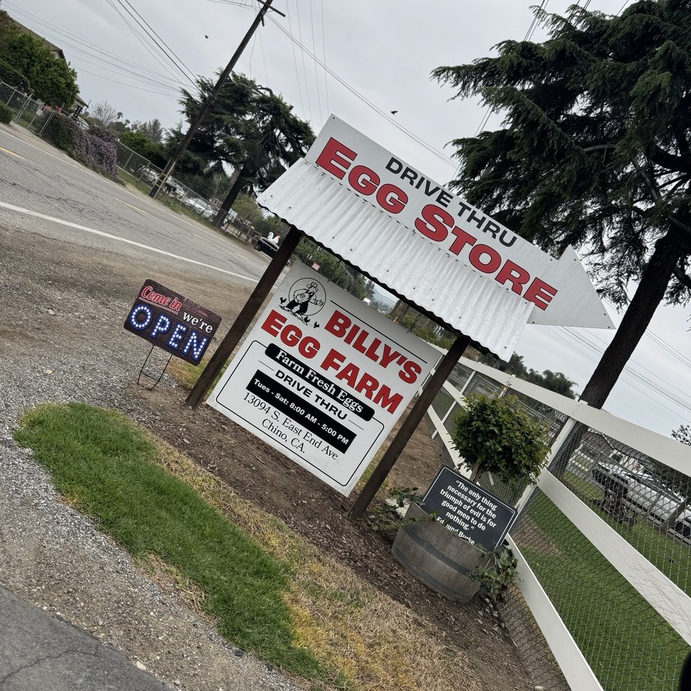 Street facing sign