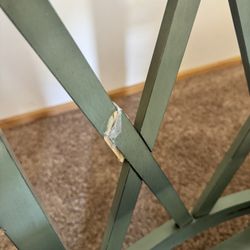 Dining room chair