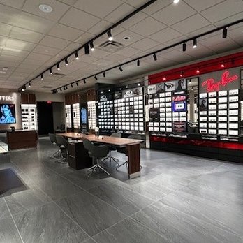 LensCrafters - Eyewear & Opticians Near Me - Grand Rapids, Michigan