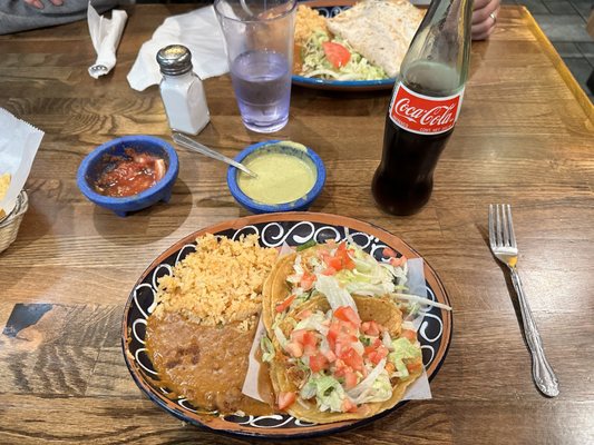 Taqueria Lupitas by null