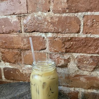 Ground Hideout Coffee - Iced Vanilla Latte with Oat Milk - Coffee & Tea Near Me - Long Beach, California Ground Hideout Coffee - Iced Vanilla Latte with Oat Milk - Coffee & Tea Near Me - Long Beach, California