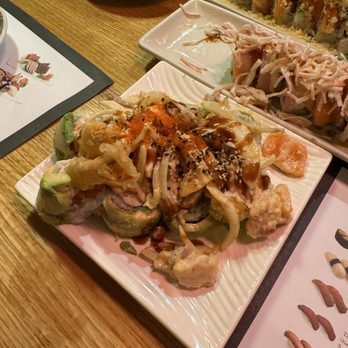 Fuji Sushi - Leo's Choice Roll - Japanese Near Me - San Jose, California Fuji Sushi - Leo's Choice Roll - Japanese Near Me - San Jose, California