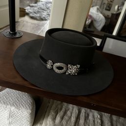 Hat from Maufrais 3