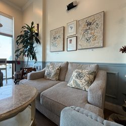 George’s Coffee At 121 - Seating by the front