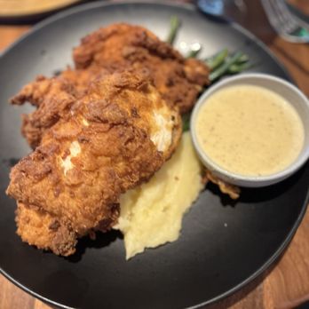 Julep Cast Iron Kitchen + Drink - Fried chicken plate is THE BEST PLATE - New American Near Me - Brea, California Julep Cast Iron Kitchen + Drink - Fried chicken plate is THE BEST PLATE - New American Near Me - Brea, California