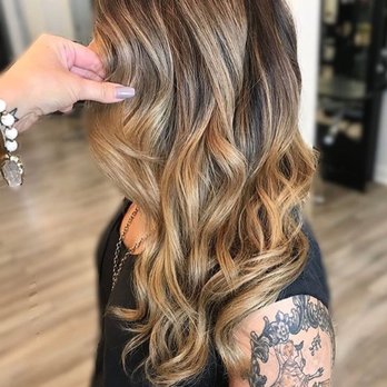 Viselli Salon - Look at those blends, ladies and gentlemen. Lindsey Little. - Hair Salons Near Me - Boston, Massachusetts Viselli Salon - Look at those blends, ladies and gentlemen. Lindsey Little. - Hair Salons Near Me - Boston, Massachusetts