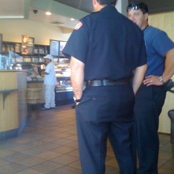 Starbucks - Coffee & Tea Near Me - Oakland, California