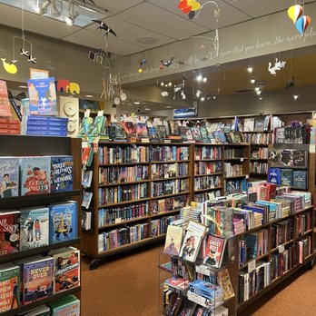Warwick's - Cards & Stationery Near Me - La Jolla, California