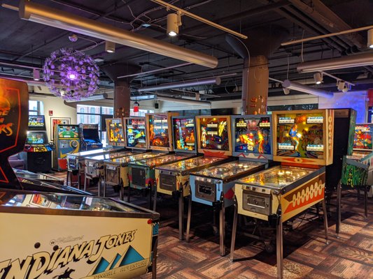Roanoke Pinball Museum by null