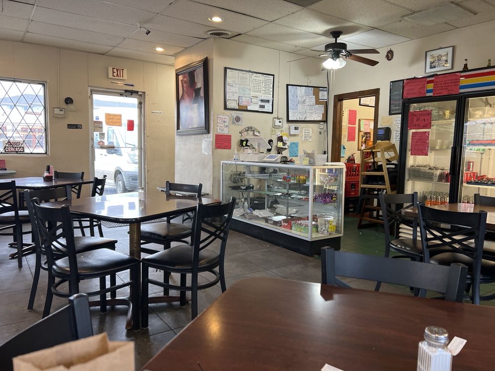 Taquitos Ravi Restaurant