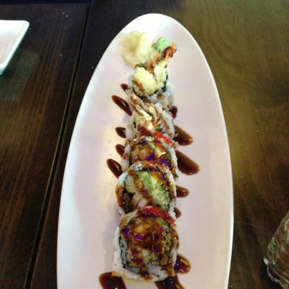 Fuji East Japanese Bistro - Shrimp tempura roll - Sushi Bars Near Me - New York, New York Fuji East Japanese Bistro - Shrimp tempura roll - Sushi Bars Near Me - New York, New York