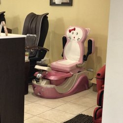 Day Spa Nails