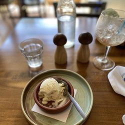 Bistrot le Chat Barbu - Mint chocolate chip gelato