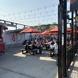 Lazy Lobster - Outdoor dining