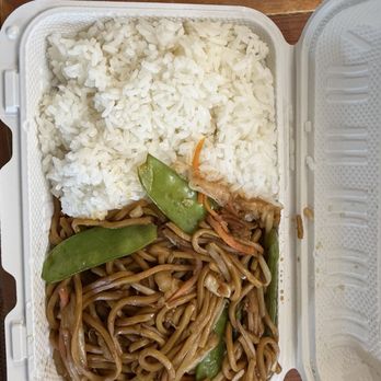 New China - Lo mein - Chinese Near Me - Williamsburg, Virginia